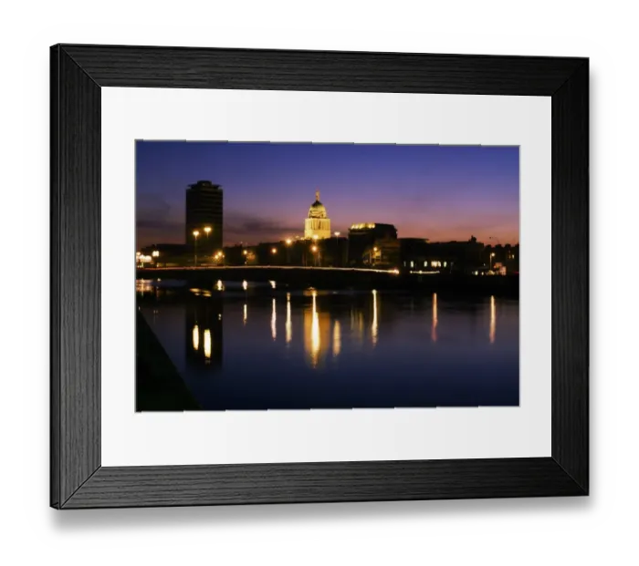 Framed Print : River Liffey, Customs House and Liberty Hall, Dublin, Ireland Framed Print : River Liffey, Customs House and Liberty Hall, Dublin, Ireland