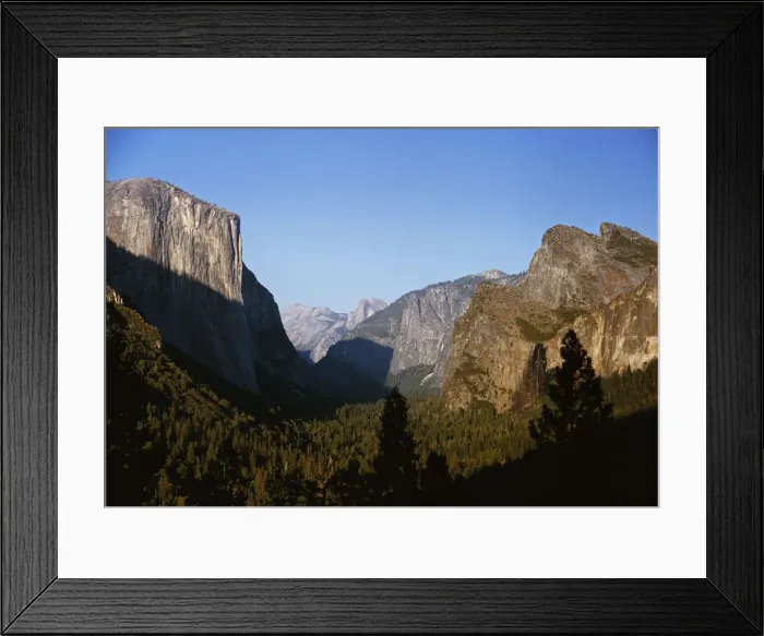 Framed Print : Yosemite Valley Framed Print : Yosemite Valley