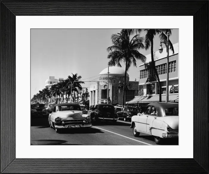 Framed Print : Lincoln & Washington In Miami Beach Framed Print : Lincoln & Washington In Miami Beach