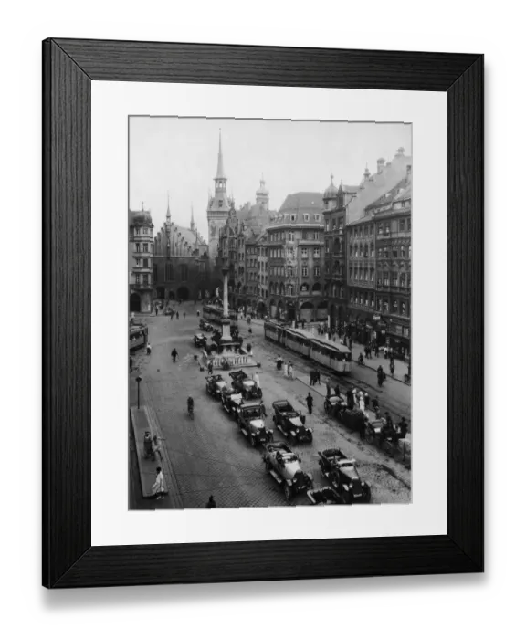 Framed Print : Marienplatz Framed Print : Marienplatz