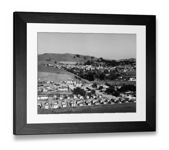 Framed Print : Trailer Court In Alto Framed Print : Trailer Court In Alto