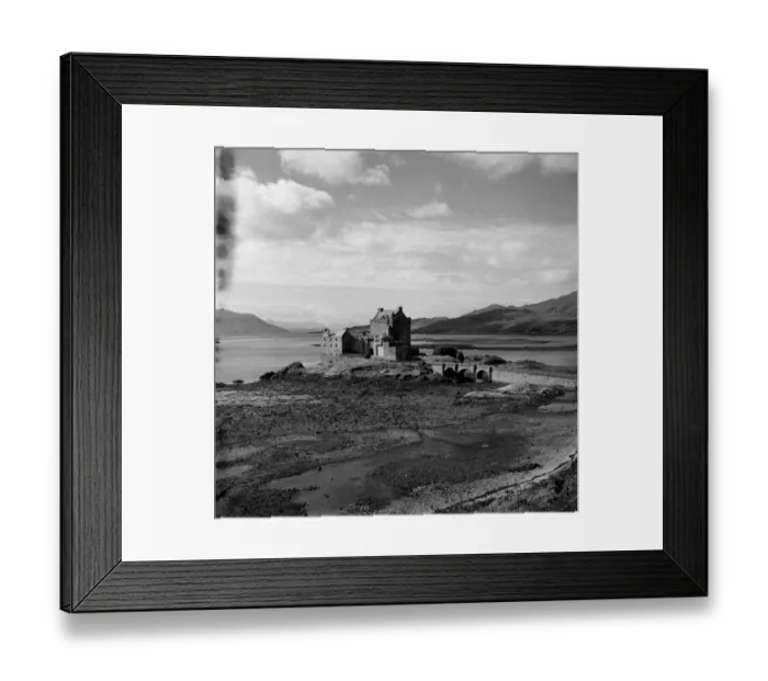 Framed Print : Scottish Castle Framed Print : Scottish Castle