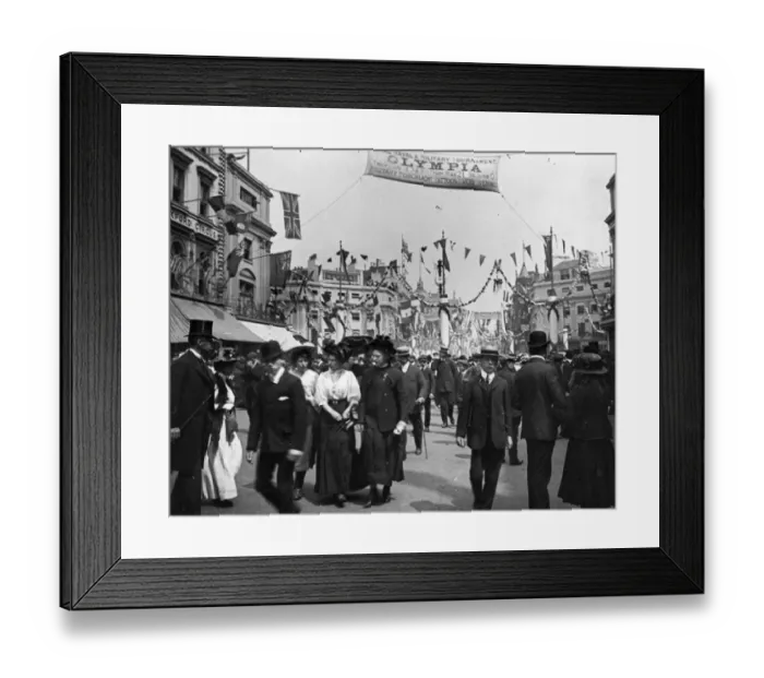 Framed Print : London Celebrates Framed Print : London Celebrates