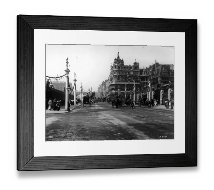 Framed Print : Parliament Square