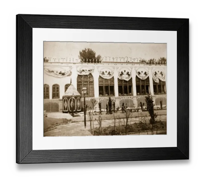 Framed Print : Royal Palace Framed Print : Royal Palace