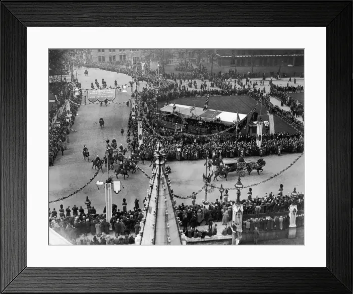 Framed Print : Bridal Coach Framed Print : Bridal Coach