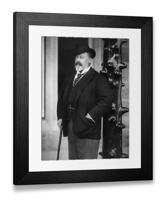 Framed Print : Bertie. 1898: Albert Edward Prince of Wales (1841 - 1910), eldest son of Queen Victoria Framed Print : Bertie. 1898: Albert Edward Prince of Wales (1841 - 1910), eldest son of Queen Victoria