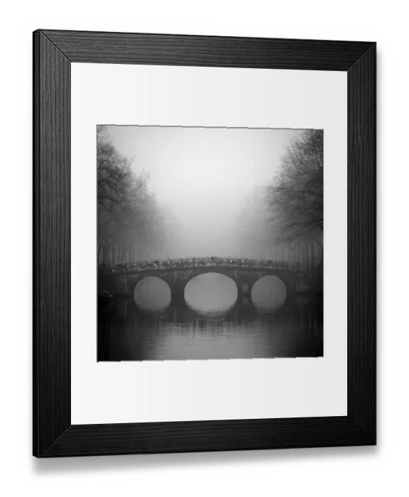 Framed Print : Bridge on Keizersgracht, Amsterdam, Netherlands Framed Print : Bridge on Keizersgracht, Amsterdam, Netherlands