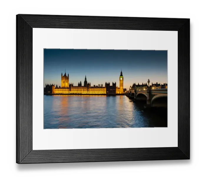 Framed Print : Houses of Parliament lit up at dusk Framed Print : Houses of Parliament lit up at dusk