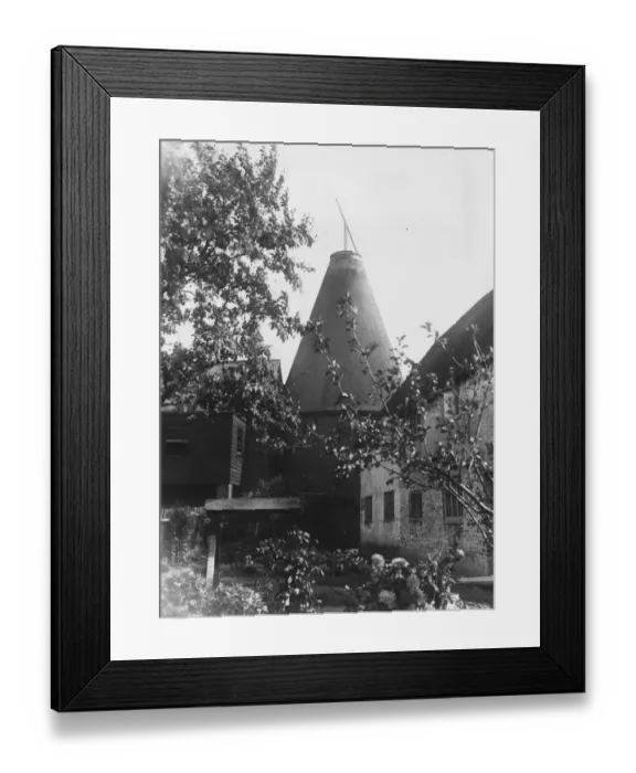 Framed Print : Old Oast House Framed Print : Old Oast House