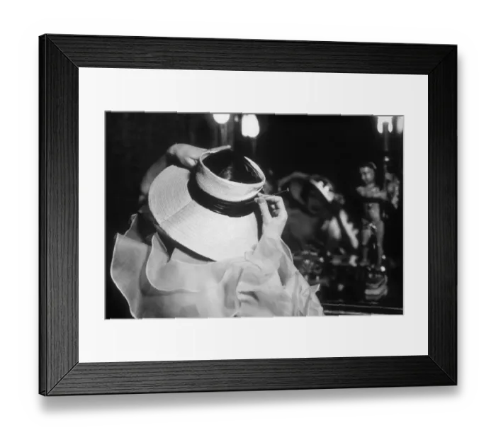Framed Print : Finishing Touches Framed Print : Finishing Touches