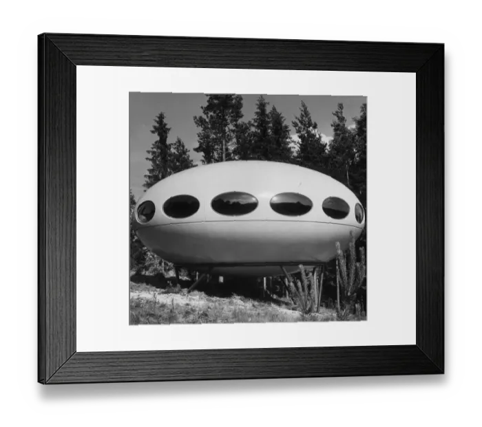 Framed Print : Futuro Holiday Home Designed By Finnish Architect Matti Suuronen Framed Print : Futuro Holiday Home Designed By Finnish Architect Matti Suuronen