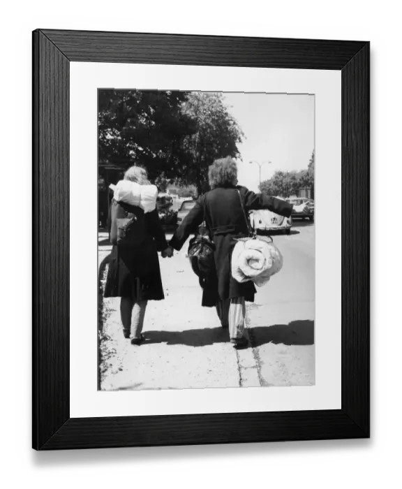 Framed Print : Thumbing A Lift Framed Print : Thumbing A Lift