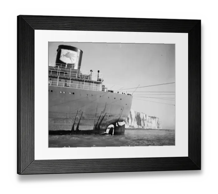 Framed Print : Solvar Radiant Framed Print : Solvar Radiant