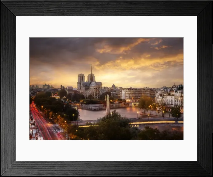Framed Print : Notre Dame de Paris Framed Print : Notre Dame de Paris