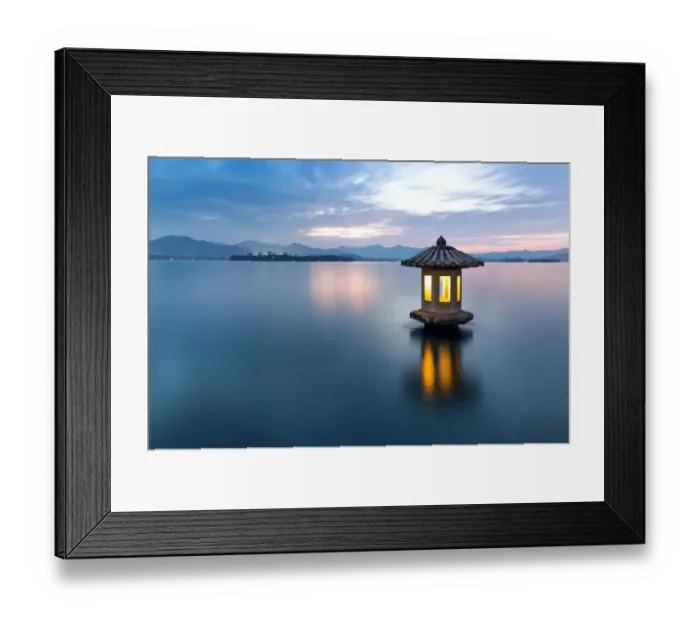 Framed Print : A stone lantern on the West Lake, Hangzhou Framed Print : A stone lantern on the West Lake, Hangzhou