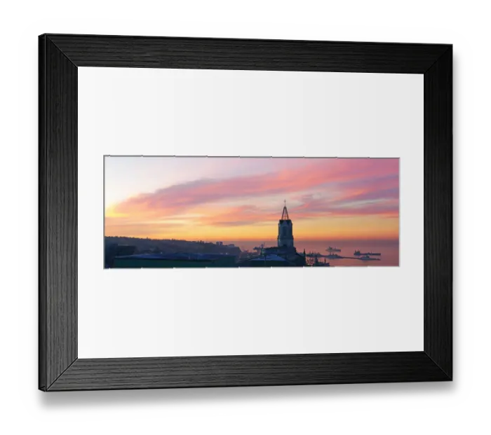 Framed Print : Sunrise over Valparaiso harbor, Chile Framed Print : Sunrise over Valparaiso harbor, Chile