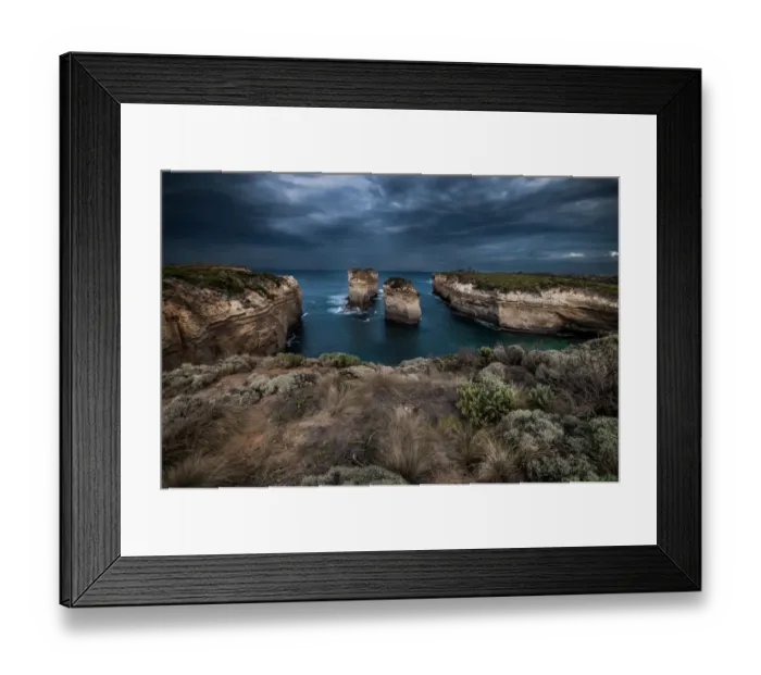 Framed Print : Rock formation in Port Campbell, Australia Framed Print : Rock formation in Port Campbell, Australia