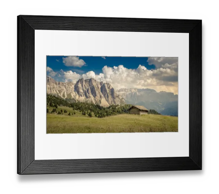 Framed Print : The Odle Heisler (Secede) in Val Gardena, Dolomites, Italy Framed Print : The Odle Heisler (Secede) in Val Gardena, Dolomites, Italy