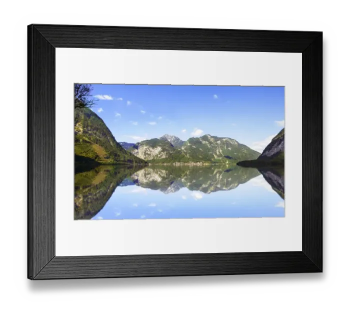 Framed Print : Lake Hallstatt on Dachstein mountain, Austria Framed Print : Lake Hallstatt on Dachstein mountain, Austria