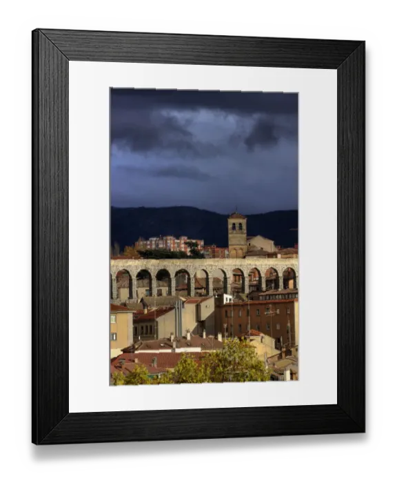 Framed Print : Segovia old town and ancient Roman Aqueduct Framed Print : Segovia old town and ancient Roman Aqueduct