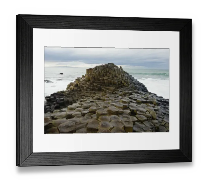 Framed Print : The Giants Causeway - North Ireland - United Kingdom Framed Print : The Giants Causeway - North Ireland - United Kingdom