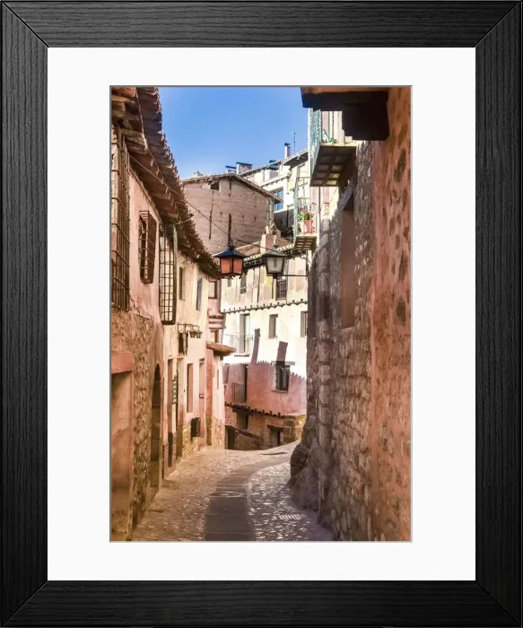 Framed Print : Pretty narrow street in Albarracin, Spain Framed Print : Pretty narrow street in Albarracin, Spain