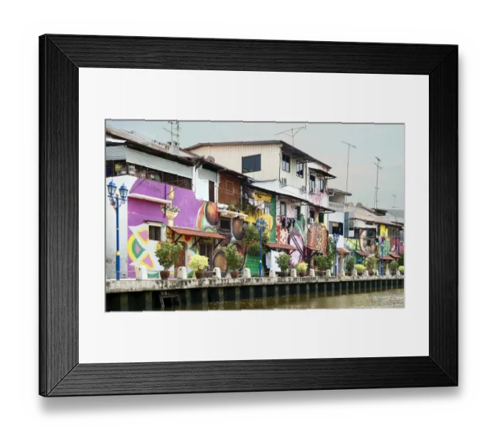 Framed Print : Colourful houses line Melaka River Framed Print : Colourful houses line Melaka River