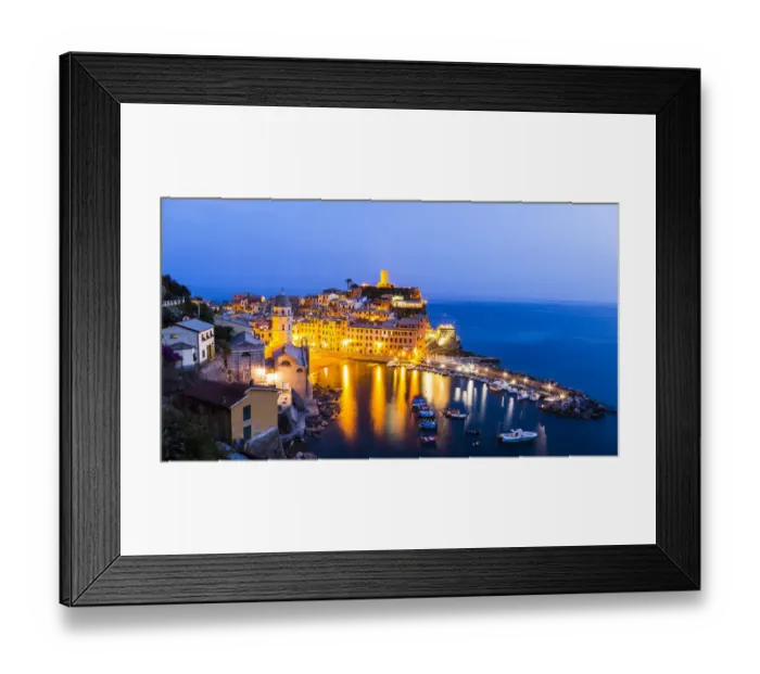 Framed Print : Vernazza Village, Cinque Terre Framed Print : Vernazza Village, Cinque Terre