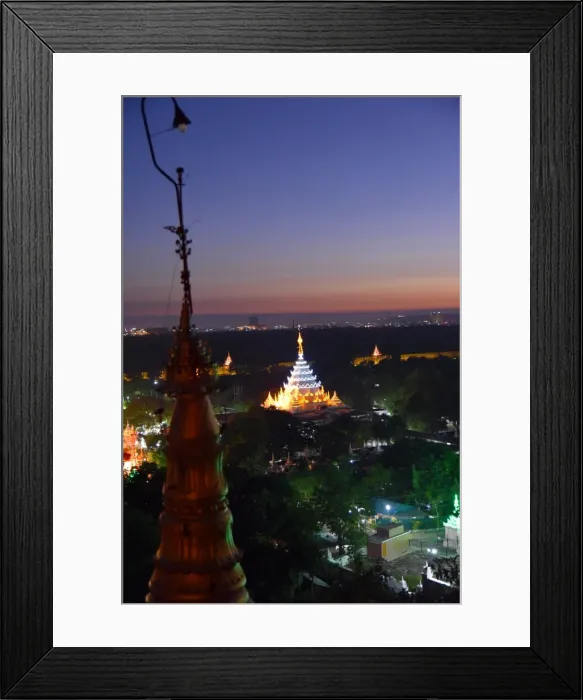 Framed Print : Mandalay temple Framed Print : Mandalay temple