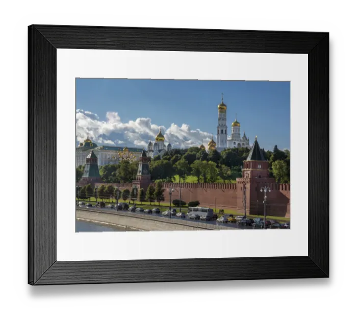 Framed Print : Traffic jam near the Kremlin Complex in Moscow, Russia Framed Print : Traffic jam near the Kremlin Complex in Moscow, Russia
