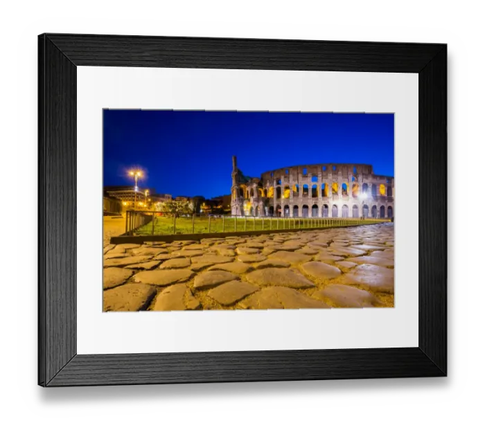 Framed Print : The Colosseum at dawn in Rome, Italy Framed Print : The Colosseum at dawn in Rome, Italy