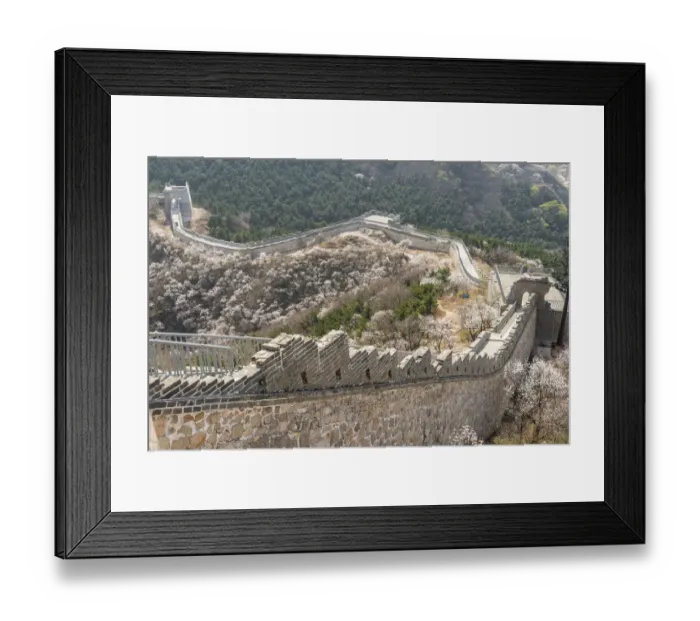 Framed Print : Curved area of the Great Wall of China without tourists Framed Print : Curved area of the Great Wall of China without tourists