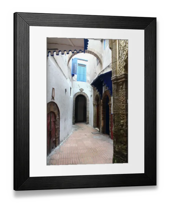 Framed Print : An alley in the medina of Essaouira Framed Print : An alley in the medina of Essaouira