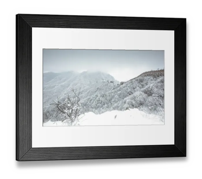 Framed Print : great wall of china in winter Framed Print : great wall of china in winter