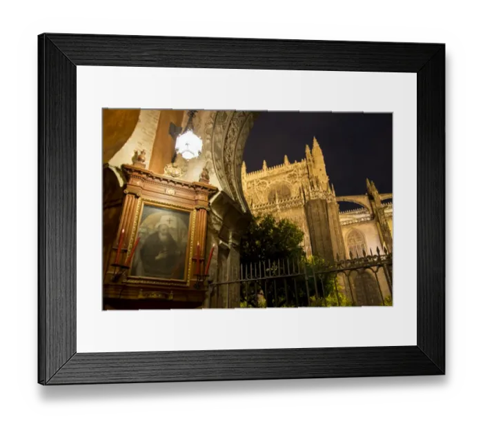 Framed Print : Court of the Oranges and Seville Cathedral Framed Print : Court of the Oranges and Seville Cathedral