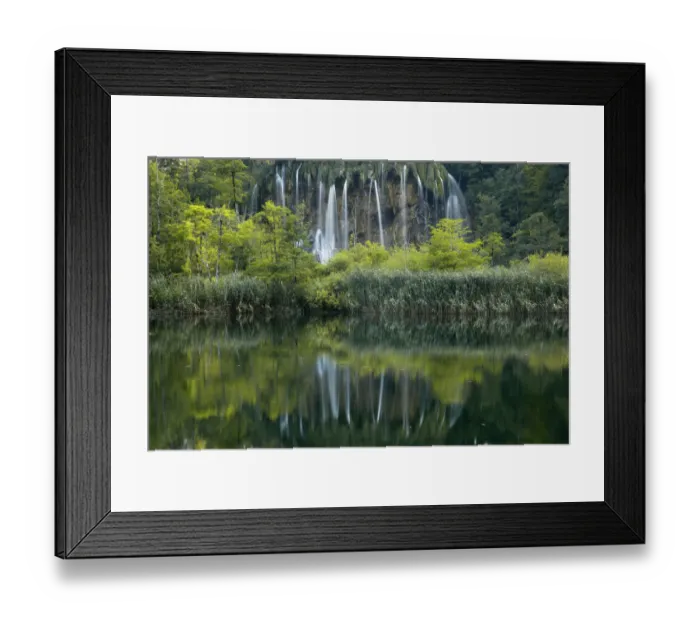 Framed Print : Reflection of waterfalls in Plitvice Lakes Framed Print : Reflection of waterfalls in Plitvice Lakes