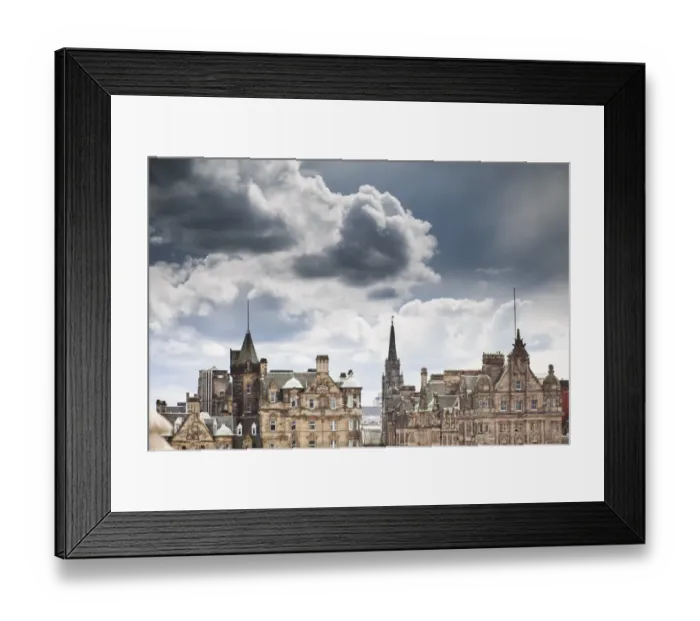 Framed Print : Roof Tops View of Edinburghs Old Town, looking towards the North Bridge Framed Print : Roof Tops View of Edinburghs Old Town, looking towards the North Bridge