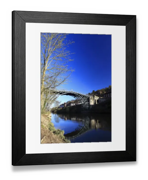 Framed Print : cast iron bridge, river Severn, Ironbridge town Framed Print : cast iron bridge, river Severn, Ironbridge town