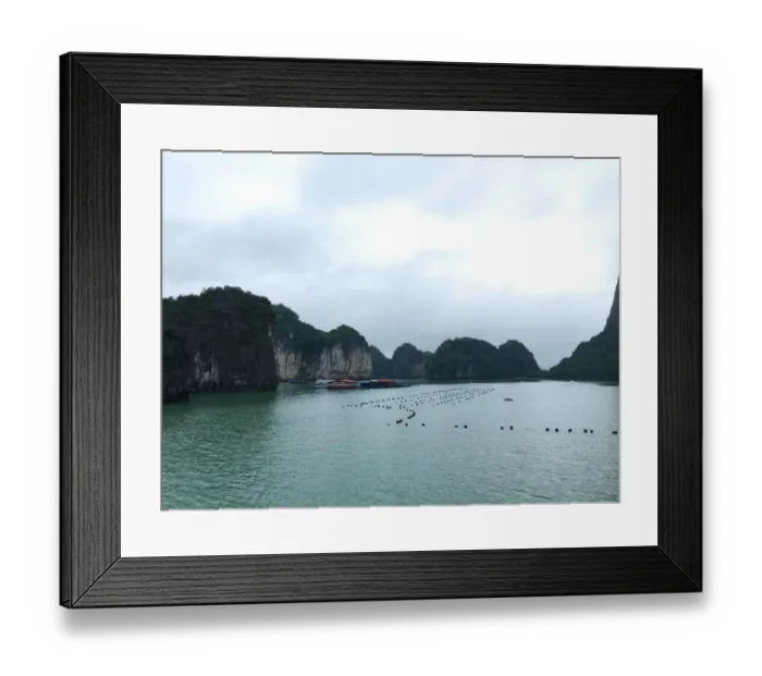 Framed Print : Ha Long Bay views of limestone karsts and isles Framed Print : Ha Long Bay views of limestone karsts and isles