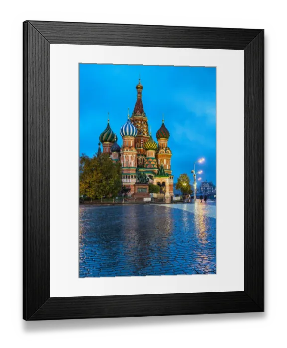 Framed Print : St. Basils cathedral on Red Square, Moscow Framed Print : St. Basils cathedral on Red Square, Moscow