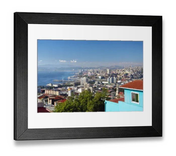 Framed Print : Valparaiso, Chile Framed Print : Valparaiso, Chile
