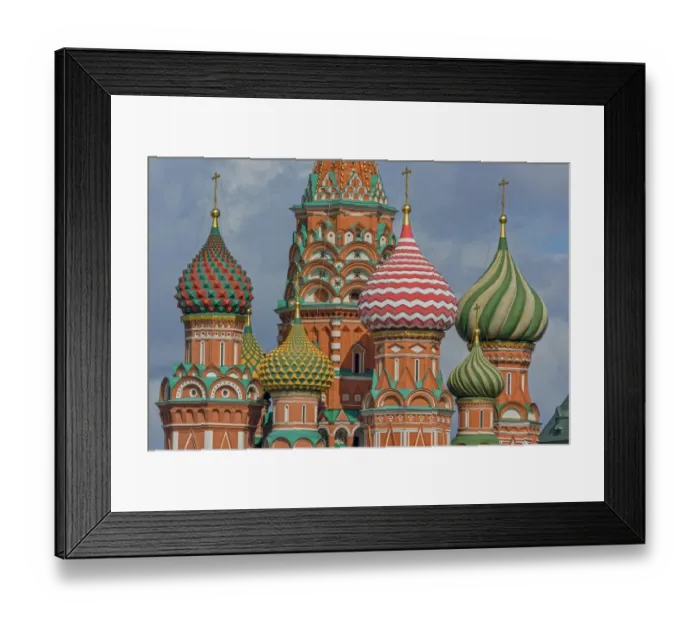 Framed Print : Saint Basils Cathedral in Moscow, Russia Framed Print : Saint Basils Cathedral in Moscow, Russia