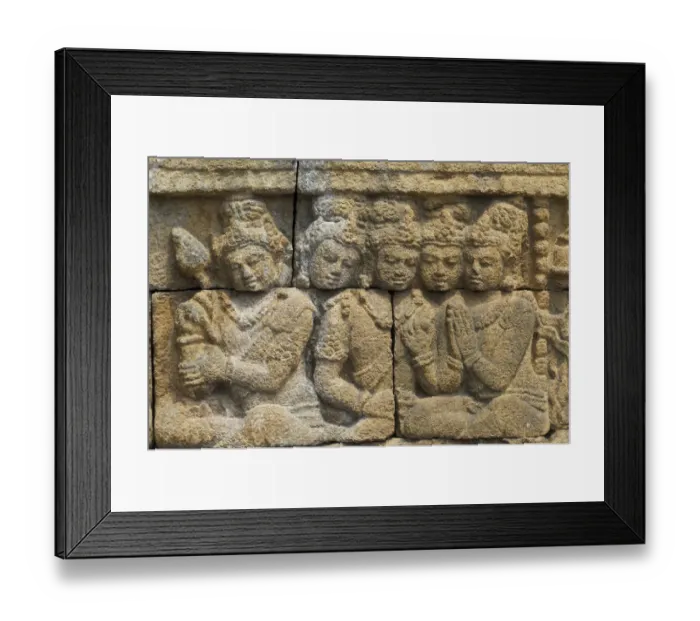 Framed Print : Buddha statues carved in Buddhist Temple Framed Print : Buddha statues carved in Buddhist Temple
