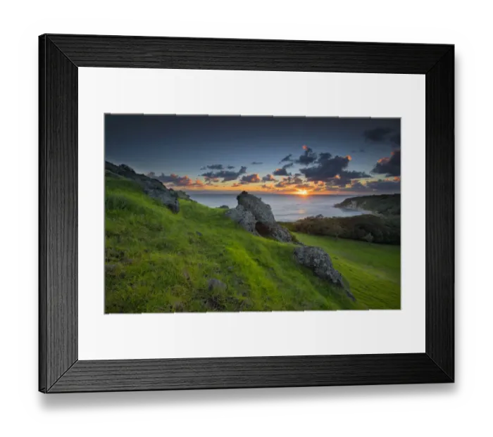 Framed Print : Scenically beautiful and a world heritage designated location, Lord Howe Island lies between the South Pacific ocean and the Tasman sea off the coast of New South Wales, Australia Framed Print : Scenically beautiful and a world heritage designated location, Lord Howe Island lies between the South Pacific ocean and the Tasman sea off the coast of New South Wales, Australia