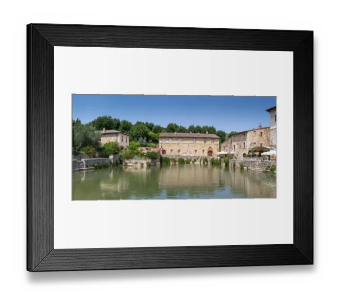 Framed Print : Termal Pool and ancient buildings in Bagno Vignoni Framed Print : Termal Pool and ancient buildings in Bagno Vignoni