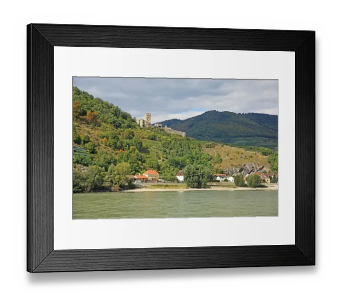 Framed Print : Austria, Wachau, Spitz an der Donau Framed Print : Austria, Wachau, Spitz an der Donau