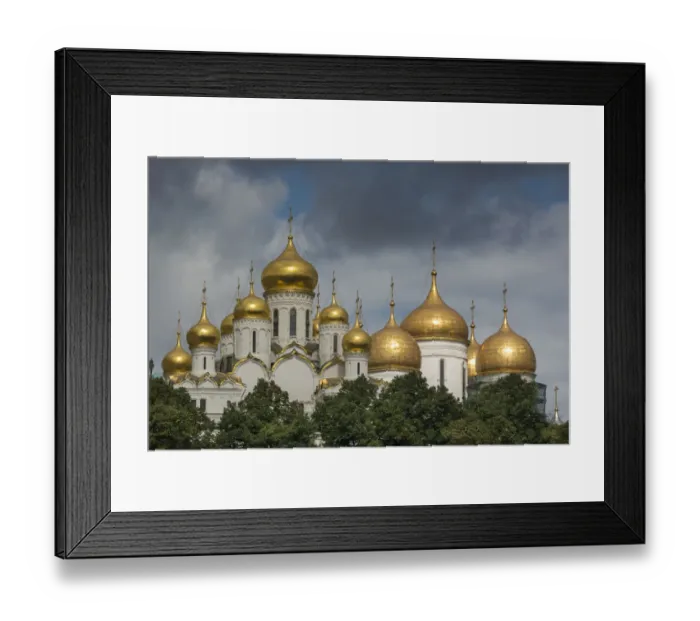 Framed Print : Cathedral of Assumption and Annunciation in Moscow Framed Print : Cathedral of Assumption and Annunciation in Moscow