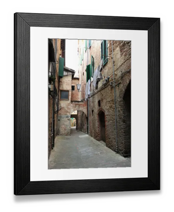 Framed Print : Medieval alley in Siena Framed Print : Medieval alley in Siena