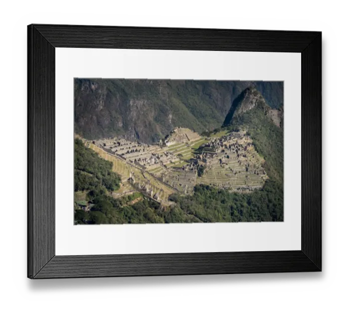Framed Print : Inca ruins on Machu Picchu Framed Print : Inca ruins on Machu Picchu